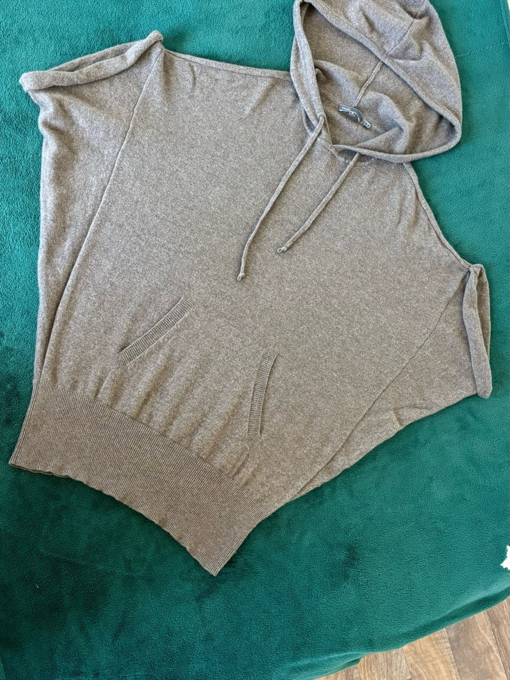 Vince Cashmere Taupe Hooded Short-Sleeve Knit Sweater